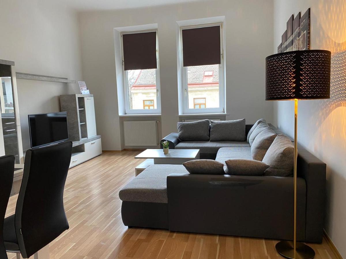 Appartement Near Yppenplatz & Brunnenmarkt Wenen